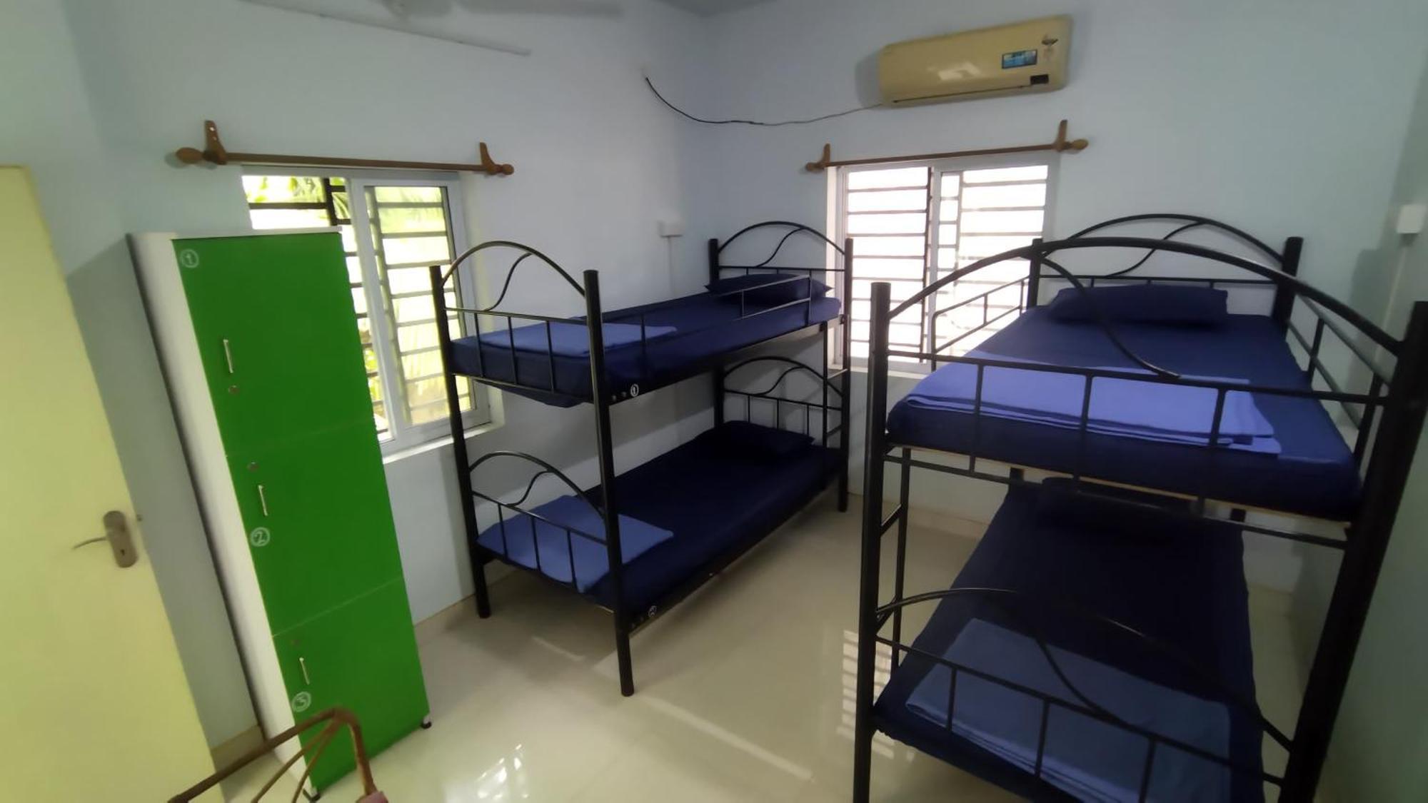 Funk Monk Villa Hostel Pondicherry ออโรวิลล์ ห้อง รูปภาพ